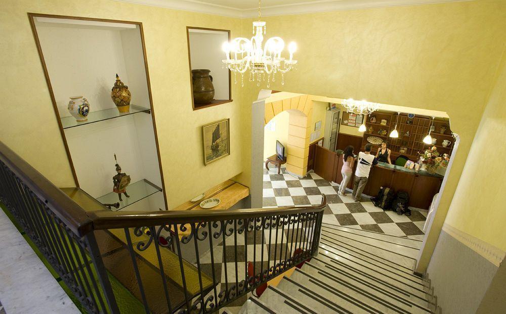 Hotel Columbia Палермо Екстериор снимка