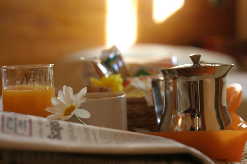 Hotel Columbia Палермо Екстериор снимка