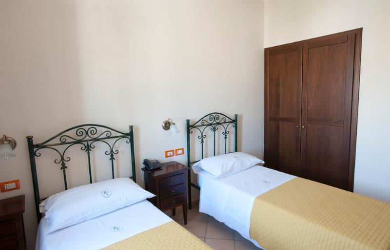 Hotel Columbia Палермо Екстериор снимка
