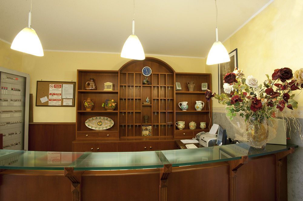 Hotel Columbia Палермо Екстериор снимка